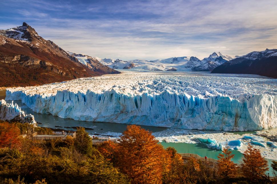Cel mai faimos ghețar din lume se topește într-un ritm neașteptat: „Se desprinde de punctul de ancorare”. Cum arată Perito Moreno 997341