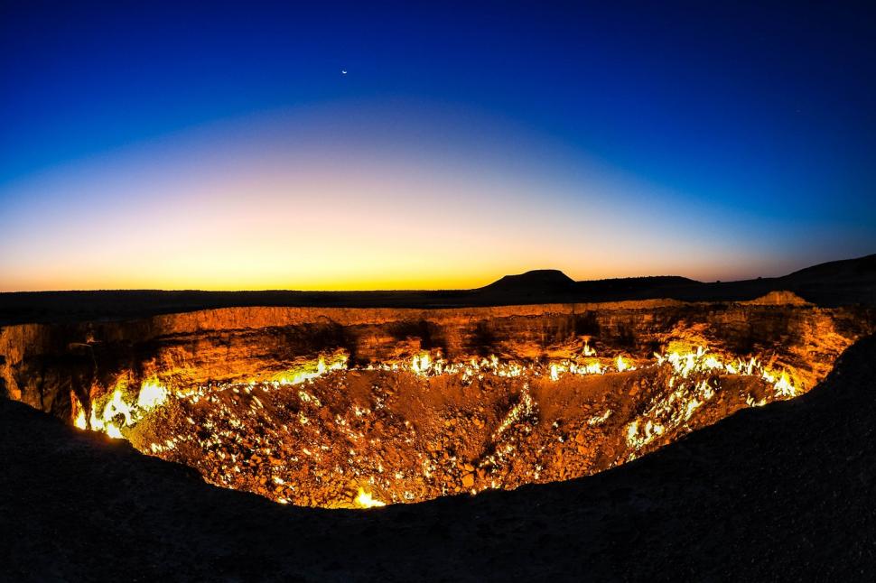 După 54 de ani, „Poarta spre Iad” se închide. Cum a apărut locul fascinant și care sunt singurele ființe care trăiesc aici 996949