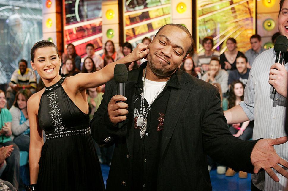 Nelly Furtado și-a etalat noile forme în pantaloni scurți, la un festival în UK: E în regulă să fii ok cu ceea ce vezi în oglindă 997822