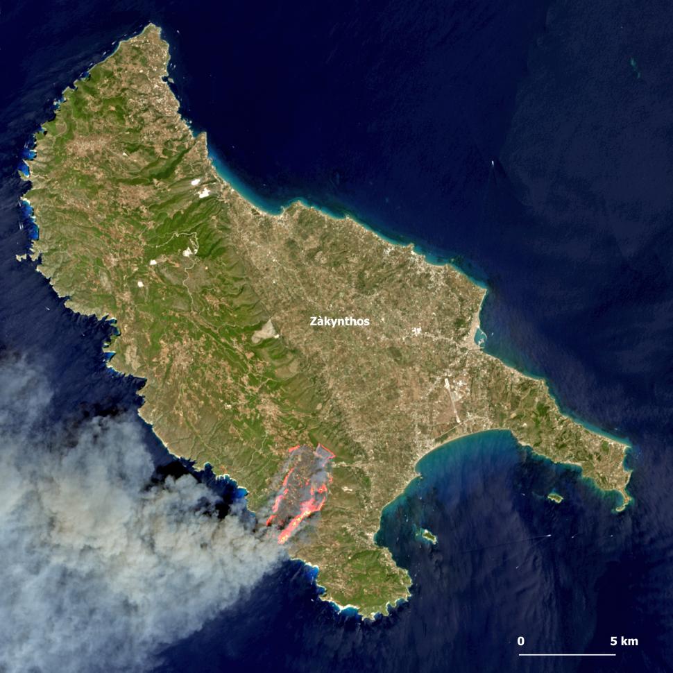Grecia e mistuită de foc. Incendii puternice în mai multe destinații turistice. Evacuări în Zakynthos, focul se vede din satelit 998573
