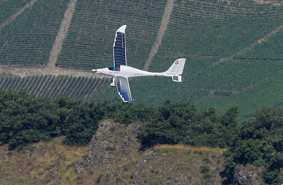 Record mondial în aeronautică: Cum arată aeronava electrică și solară care a atins o înălţime istorică: „A întâlnit un avion de linie” 998426