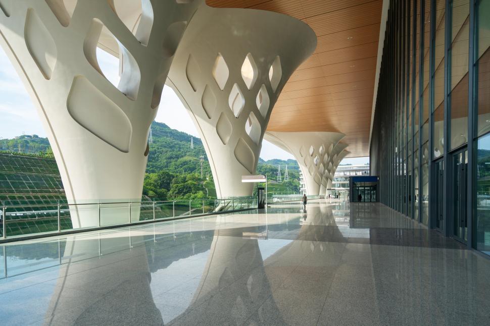 Cea mai mare gară din lume, cât 170 de terenuri de fotbal, a fost deschisă în „orașul 8D” al Chinei: Cum arată terminalul spectaculos 998525