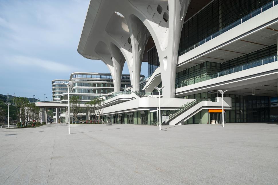 Cea mai mare gară din lume, cât 170 de terenuri de fotbal, a fost deschisă în „orașul 8D” al Chinei: Cum arată terminalul spectaculos 998526