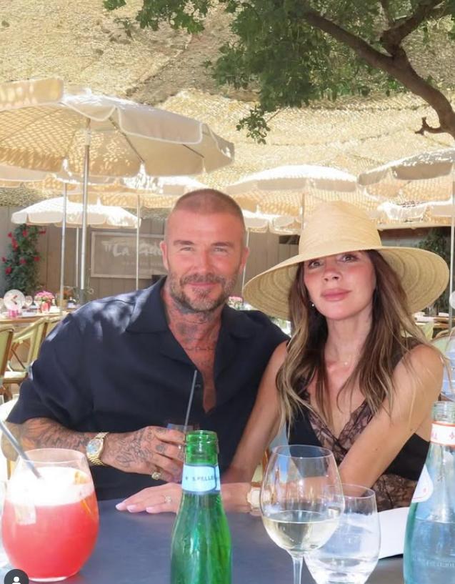 David și Victoria Beckham au plecat în vacanță, în Italia. S-au fotografiat în ipostaze cu totul neașteptate 998693