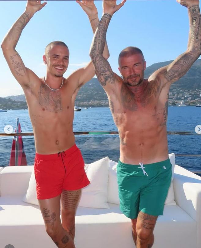 David și Victoria Beckham au plecat în vacanță, în Italia. S-au fotografiat în ipostaze cu totul neașteptate 998695