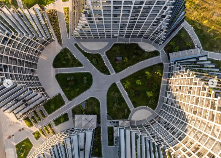 Turnurile ondulate, unice în lume, au apărut în cea mai săracă țară europeană. Proiectul futurist schimbă complet fața capitalei 998824