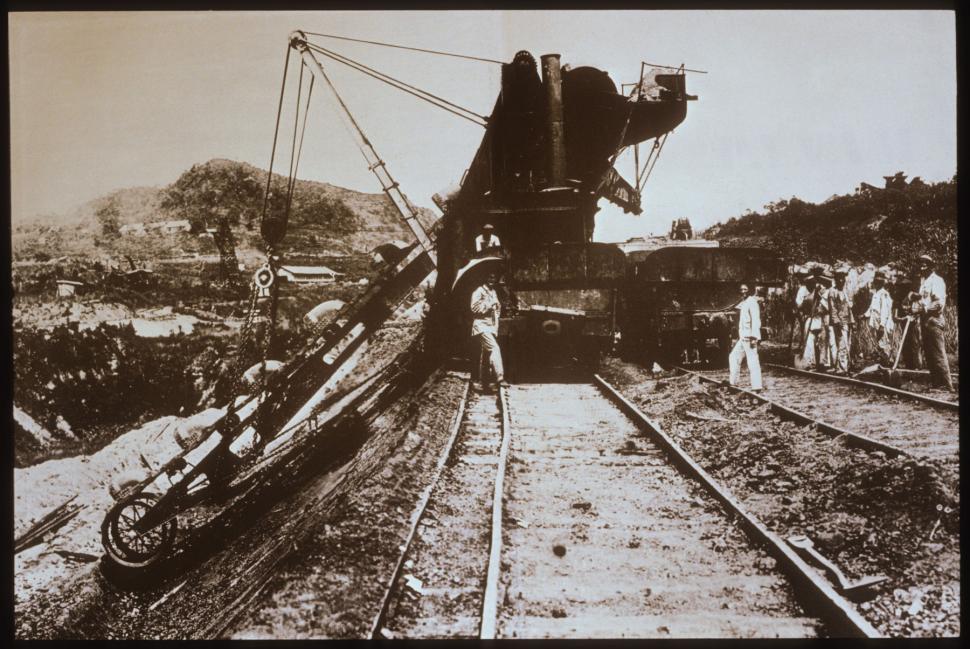 111 ani de la inaugurarea Canalului Panama la 15 august 1914: Cum arăta colosul ingineresc dintre Atlantic și Pacific atunci vs. acum 998776