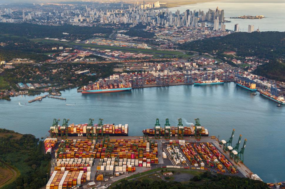 111 ani de la inaugurarea Canalului Panama la 15 august 1914: Cum arăta colosul ingineresc dintre Atlantic și Pacific atunci vs. acum 998799