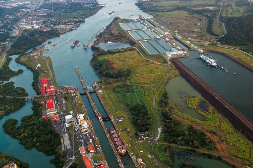 111 ani de la inaugurarea Canalului Panama la 15 august 1914: Cum arăta colosul ingineresc dintre Atlantic și Pacific atunci vs. acum 998802