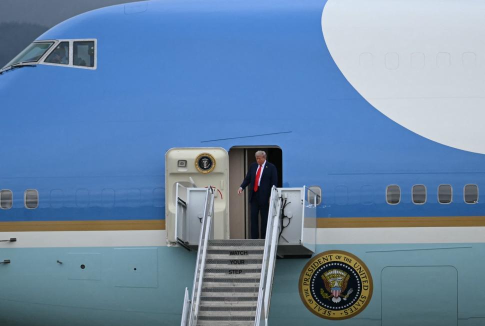 Întâlnirea dintre Trump și Putin în imagini. Cum au reacționat cei doi când s-au văzut 999158