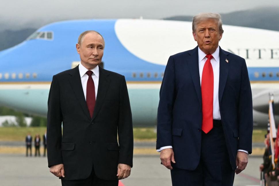 Întâlnirea dintre Trump și Putin în imagini. Cum au reacționat cei doi când s-au văzut 999168