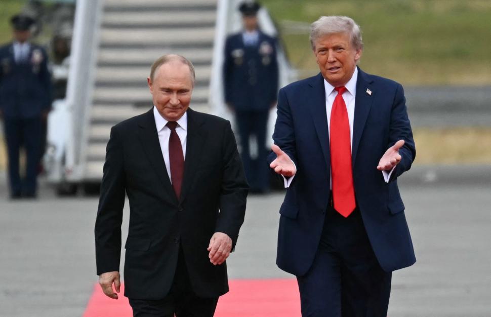 Întâlnirea dintre Trump și Putin în imagini. Cum au reacționat cei doi când s-au văzut 999170