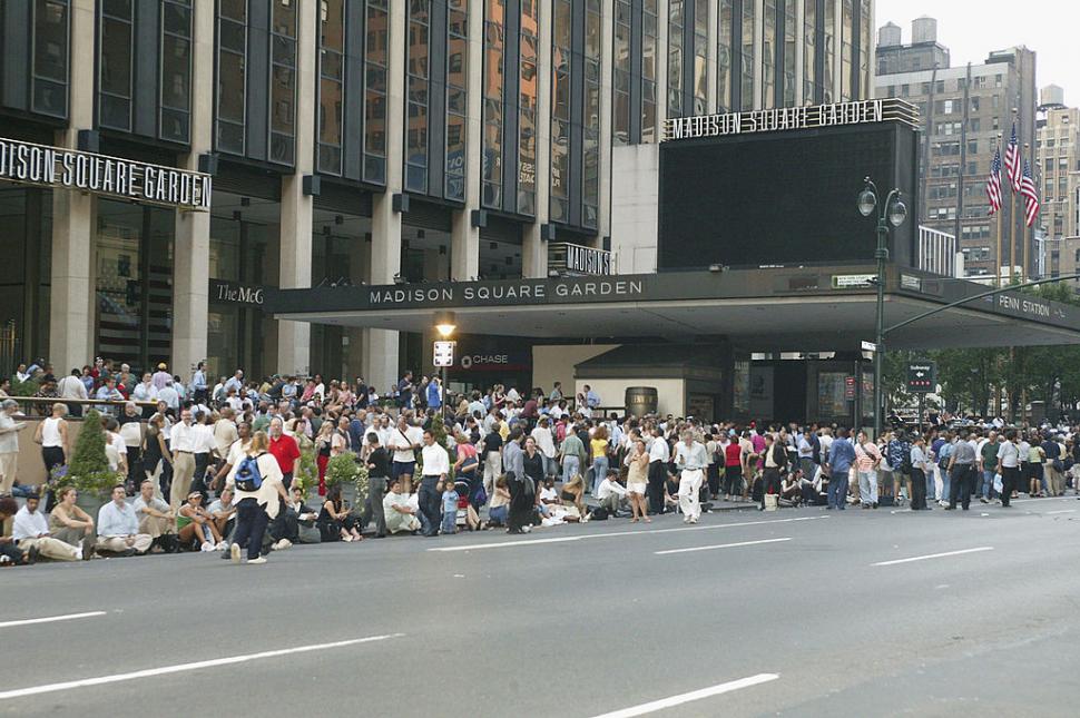 "Cea mai lungă noapte": Cum a fost paralizat New York-ul în 2003 de o pană de curent care a afectat peste 50 de milioane de oameni 998110