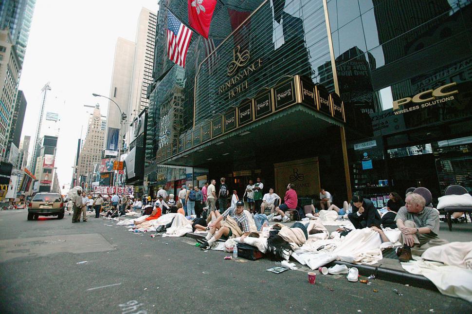 "Cea mai lungă noapte": Cum a fost paralizat New York-ul în 2003 de o pană de curent care a afectat peste 50 de milioane de oameni 998111