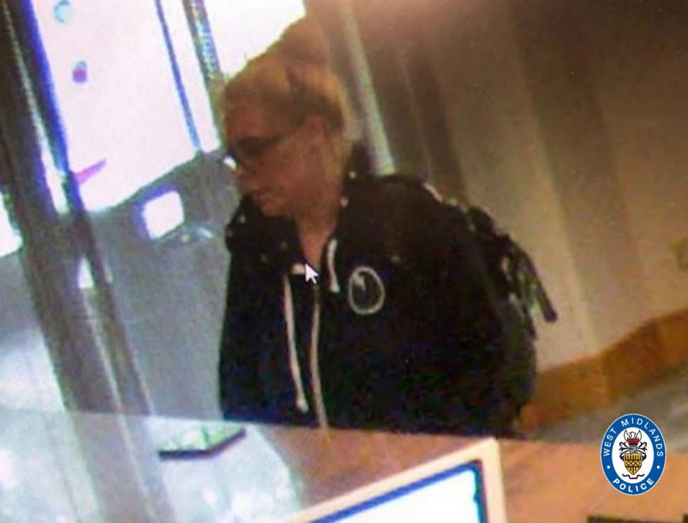 O aplicație de dating, un niqab și un pistol de 9 mm. Cum a fost angajată o americancă să pună capăt unei rivalități de familie din UK 998401