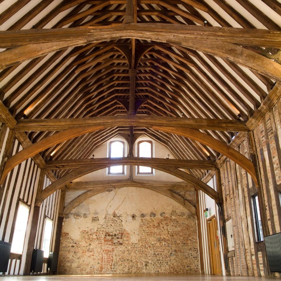 Unul dintre cele mai grandioase castele medievale din Europa s-a redeschis pentru public 999262