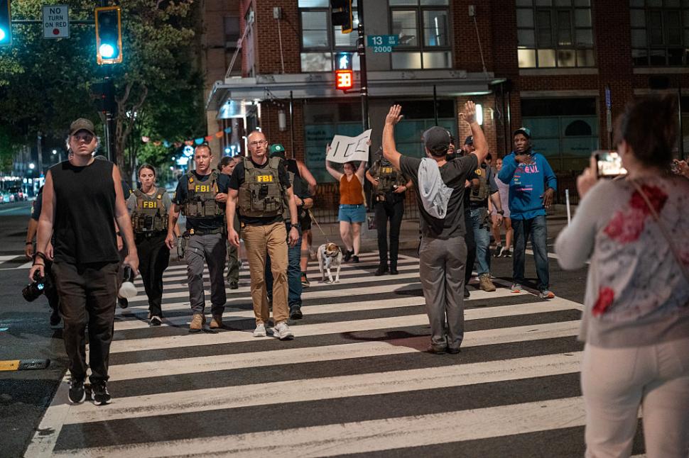 Trei state republicane trimit trupe ale Gărzii Naţionale la Washington, la cererea administraţiei Trump 999398