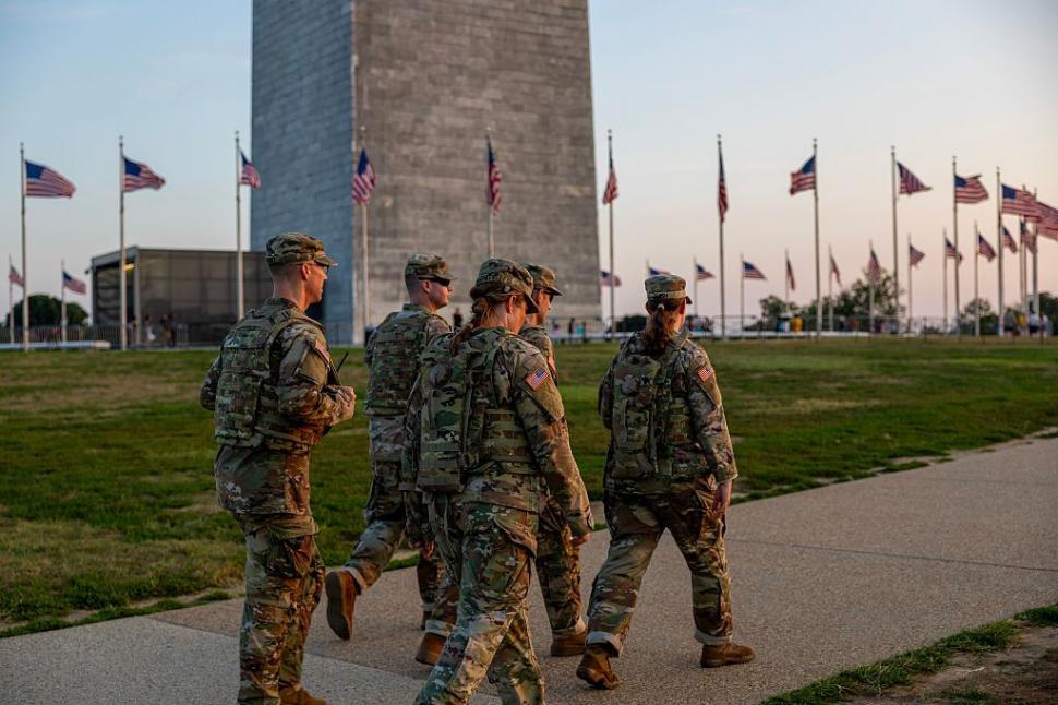 Trei state republicane trimit trupe ale Gărzii Naţionale la Washington, la cererea administraţiei Trump 999405