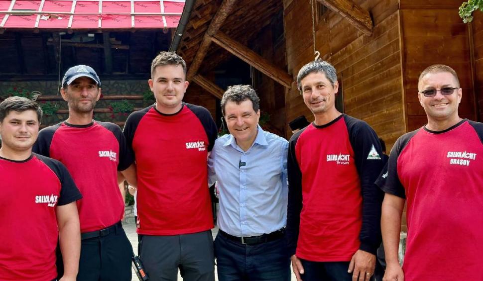 Preşedintele Nicuşor Dan a vizitat baza Salvamont de pe Valea Sâmbetei 999422