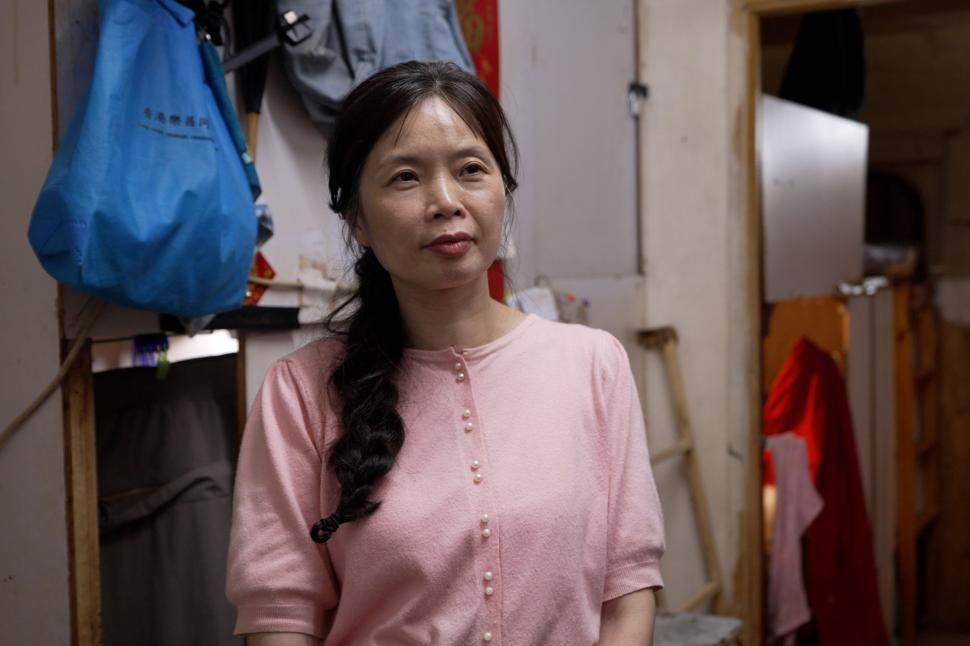 Cum trăiesc săracii într-unul din cele mai bogate orașe ale lumii, în vreme de caniculă: Am impresia că locuiesc pe un grătar încins 999712