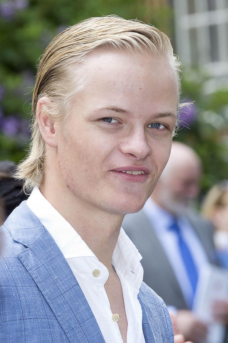 Fiul cel mare al prinţesei moştenitoare a Norvegiei riscă să stea 10 ani după gratii 999736