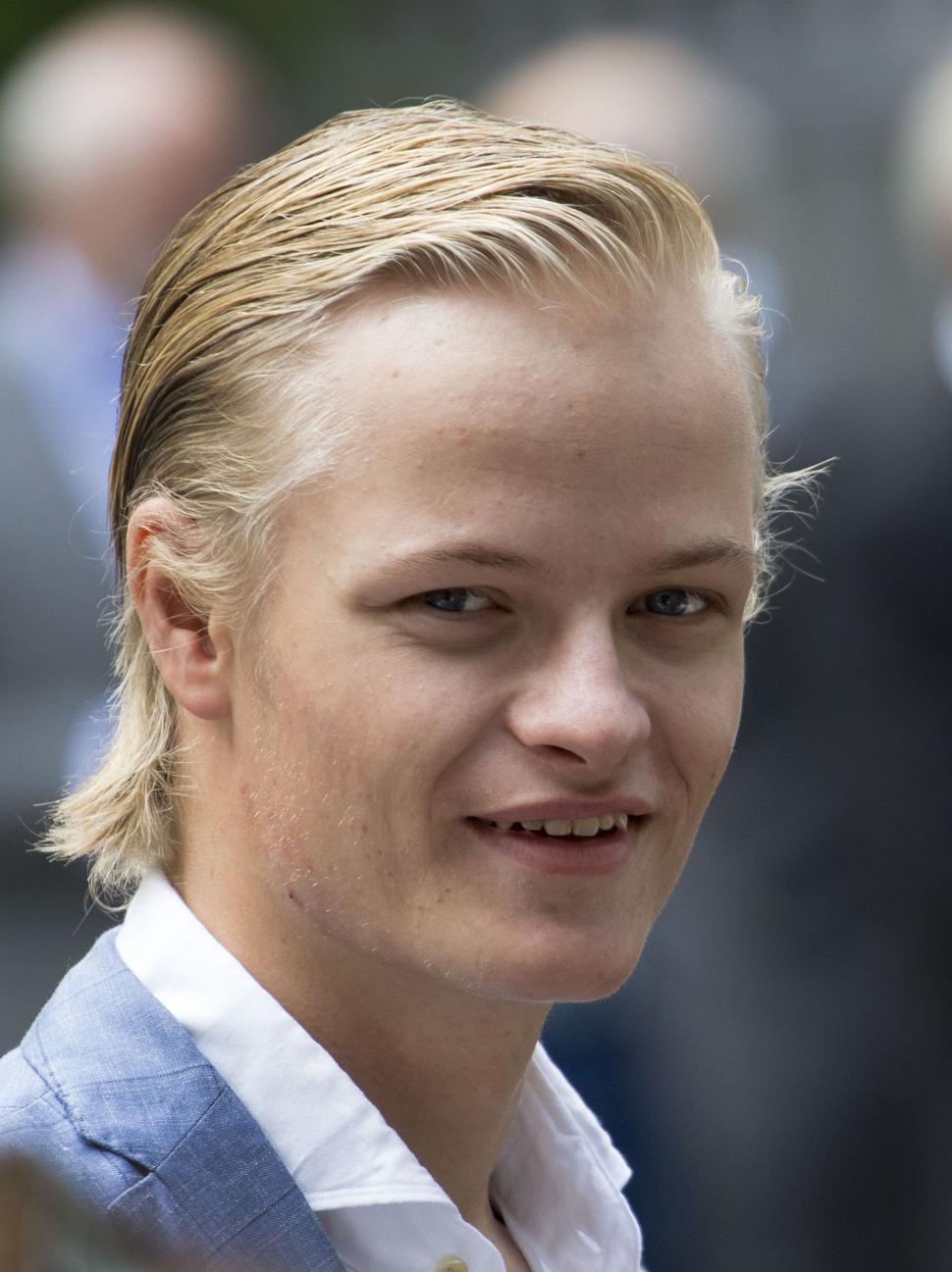 Fiul cel mare al prinţesei moştenitoare a Norvegiei riscă să stea 10 ani după gratii 999740