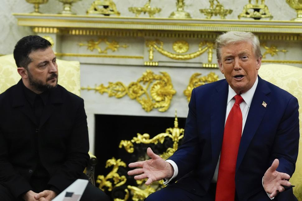 Întâlnirea dintre Trump, Zelenski și liderii UE, în imagini. S-a discutat lângă harta Ucrainei cu teritoriile ocupate de ruși 999820