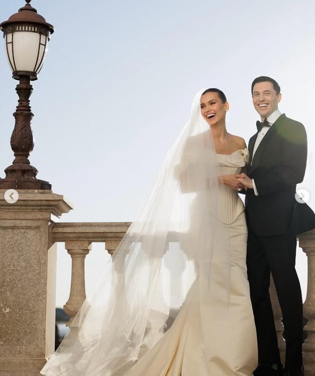 Sfârșit teribil pentru un fotomodel celebru, la câteva luni după nuntă. Mergea spre casă când un elan i-a intrat prin parbriz 999539