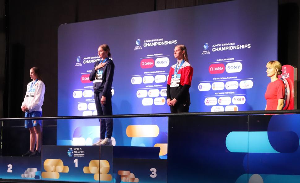 Daria Silişteanu a fost medaliată cu argint la Campionatele Mondiale de înot pentru juniori 1000438