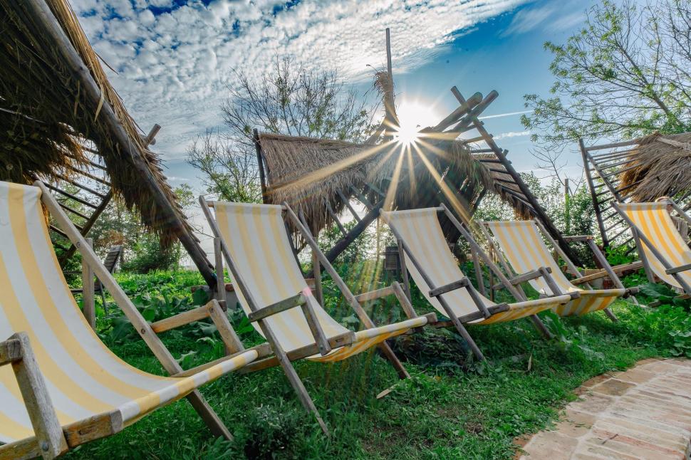 Luminaria, primul festival de baloane cu aer cald organizat la mare, începe vineri, la Corbu. Ce artiști cântă și cum arată locul unic 1000248