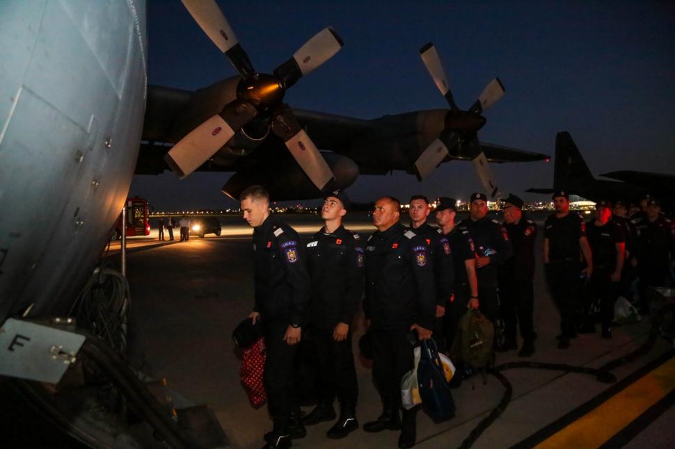 România sare în ajutorul Spaniei în lupta împotriva incendiilor de vegetație. 51 de pompieri vor fi trimiși în Galicia 1000474