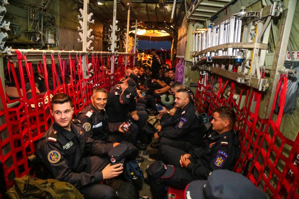 România sare în ajutorul Spaniei în lupta împotriva incendiilor de vegetație. 51 de pompieri vor fi trimiși în Galicia 1000476