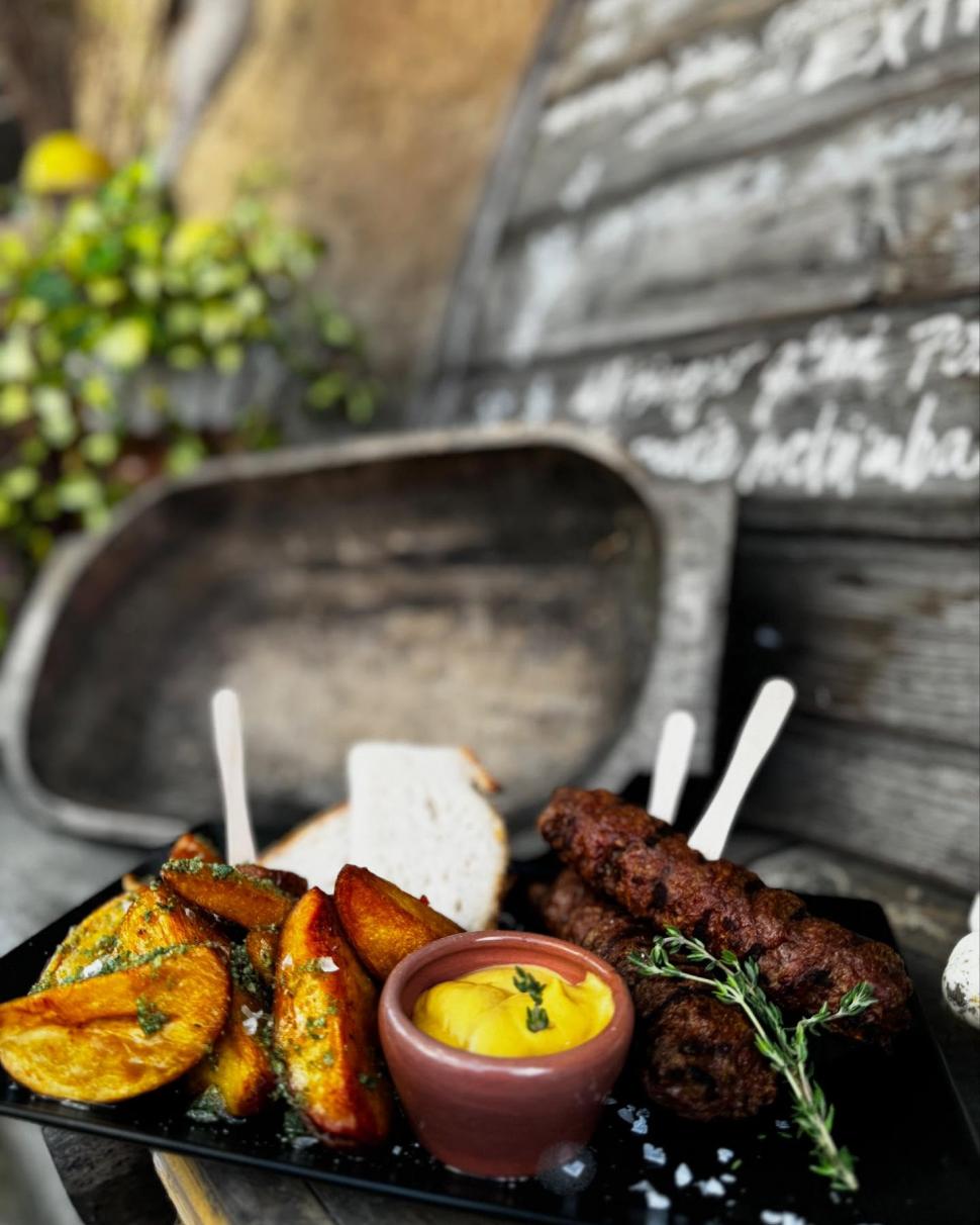 De la Șura transformată în popas, la Casa Curteană și muzeele satelor. Banatul e o experiență completă 1000982