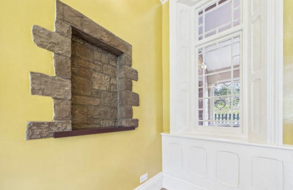 O gară abandonată, veche de 150 de ani, a fost renovată și transformată într-o casă spectaculoasă. Se vinde cu o sumă surprinzătoare 1000845