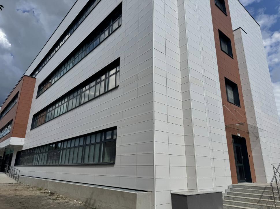 Raed Arafat, la inaugurarea Unității Primiri Urgențe a Spitalului din Alba Iulia: UPU nu e un fast-food medical, să ieşi după 5 minute 1001176