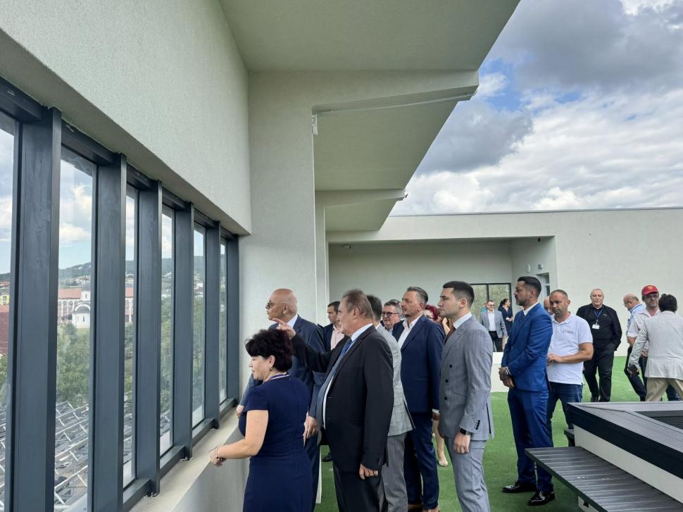 Raed Arafat, la inaugurarea Unității Primiri Urgențe a Spitalului din Alba Iulia: UPU nu e un fast-food medical, să ieşi după 5 minute 1001178