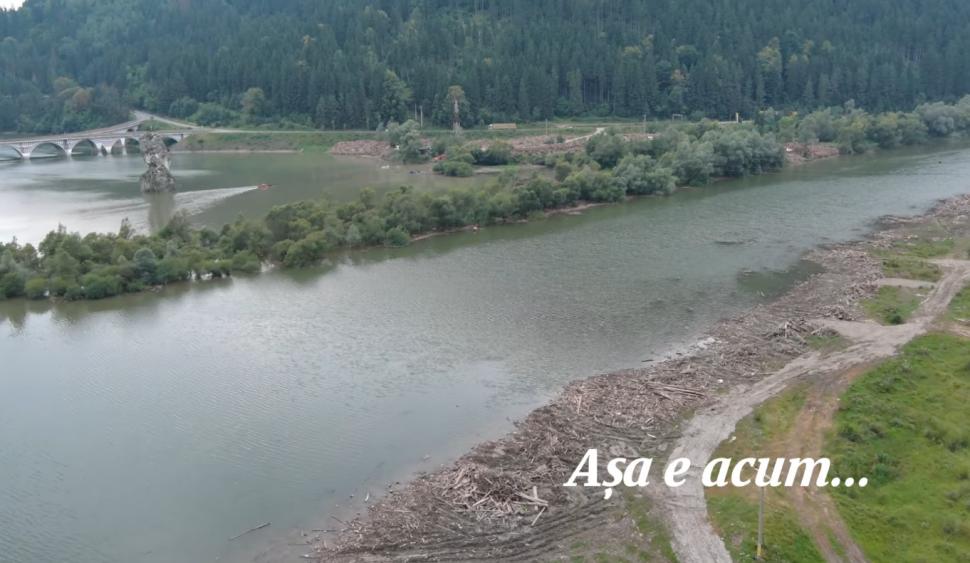 Înainte și după. Imagini cu lacul Izvorul Muntelui, la trei săptămâni după ce a fost acoperit de bușteni, animale moarte și deșeuri 1001441