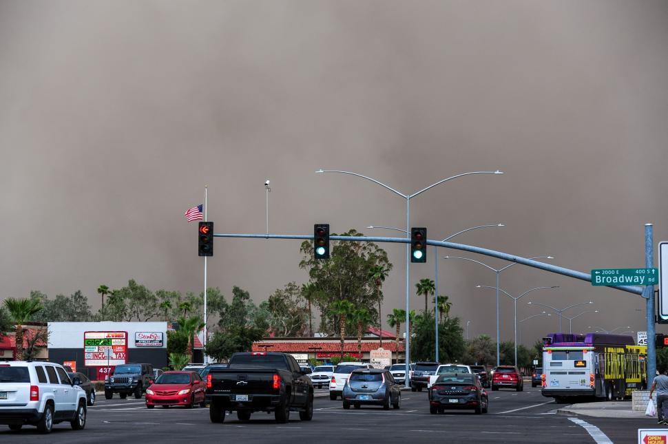 Ce este „haboob”, zidul uriaș de praf care a înghițit Phoenix 1001707