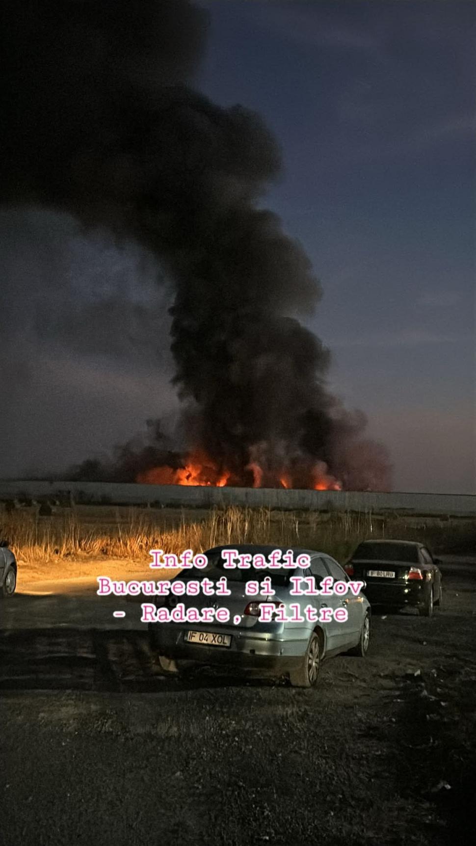 Incendiu uriaș la magazinul Dragonul Roșu din București: Sunt degajări mari de fum. A fost emis RO-Alert 1001930