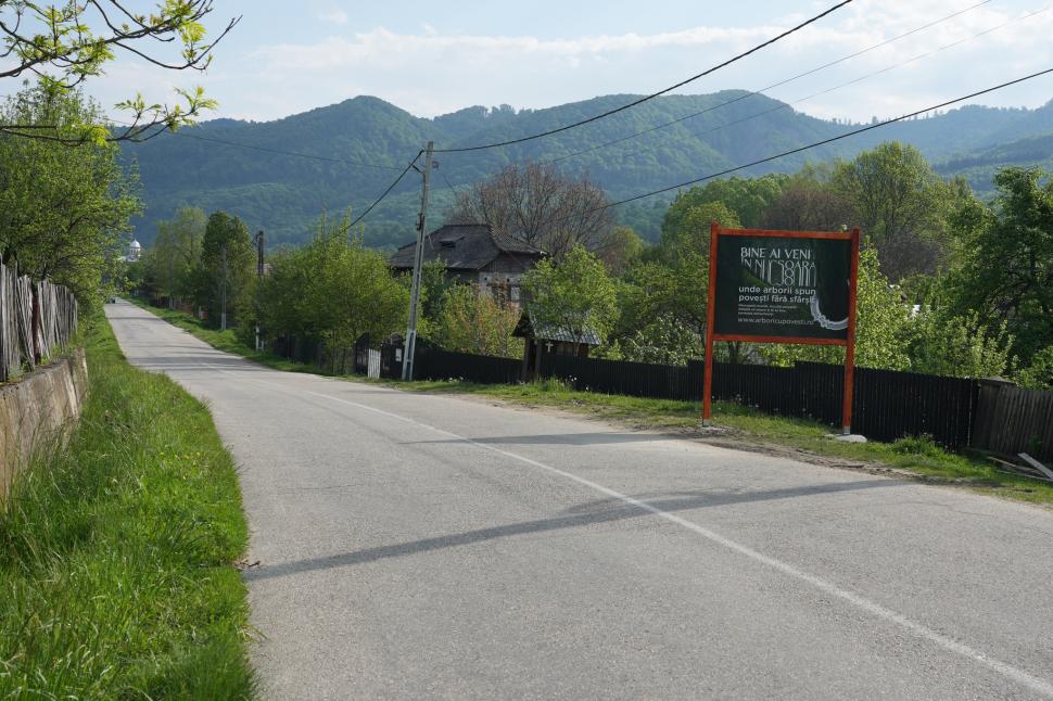 Comuna din România care are un traseu tematic nou, prin Munții Făgăraș: Drumeții vor avea „o experiență diferită” pe poteca de 3,7 km 1002177