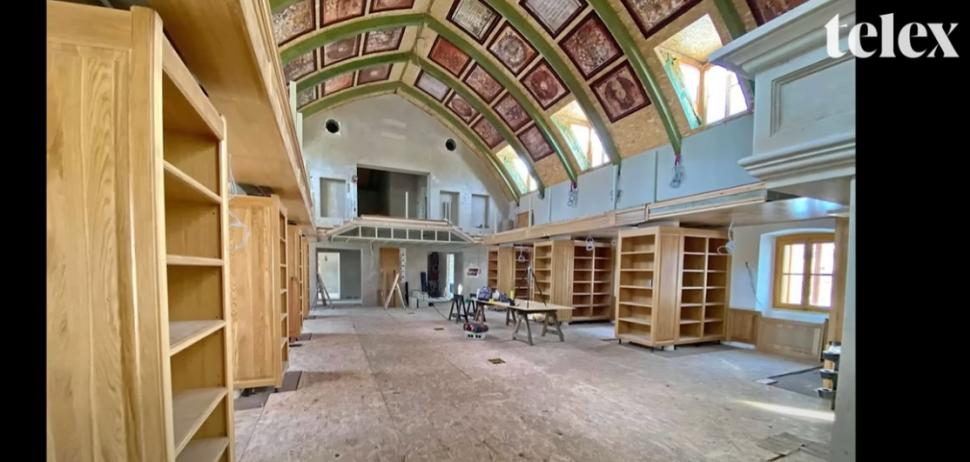 Imagini virale cu palatul lui Viktor Orban. Un deputat a intrat pe moșie și a filmat tot: „E un castel, luxul e în exces” 1002270