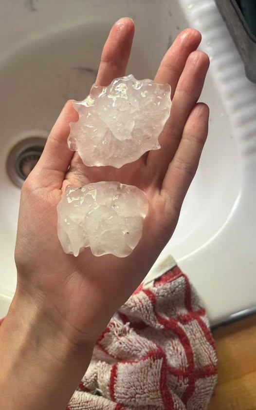 Imagini apocaliptice cu furtunile care au lovit Spania şi Franţa. A fost emis un cod roşu de ploi pentru Italia şi Elveţia  1002323