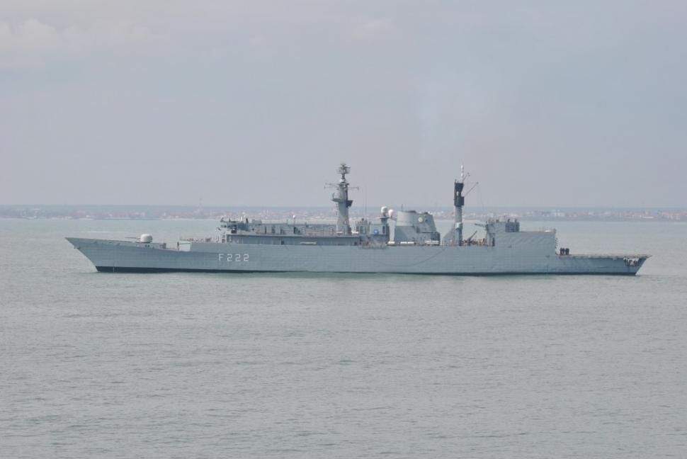Fregata "Regina Maria" revine la cârma Operației NATO Sea Guardian. Militarii români, misiuni de securitate maritimă pe flancul sudic 1002488