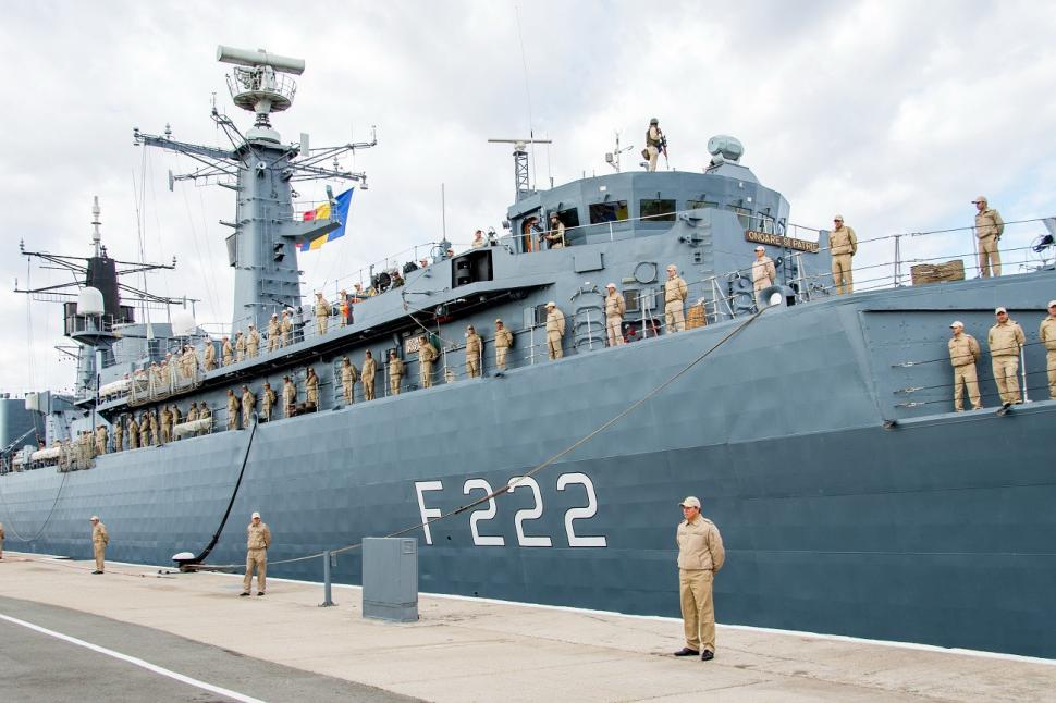 Fregata "Regina Maria" revine la cârma Operației NATO Sea Guardian. Militarii români, misiuni de securitate maritimă pe flancul sudic 1002490