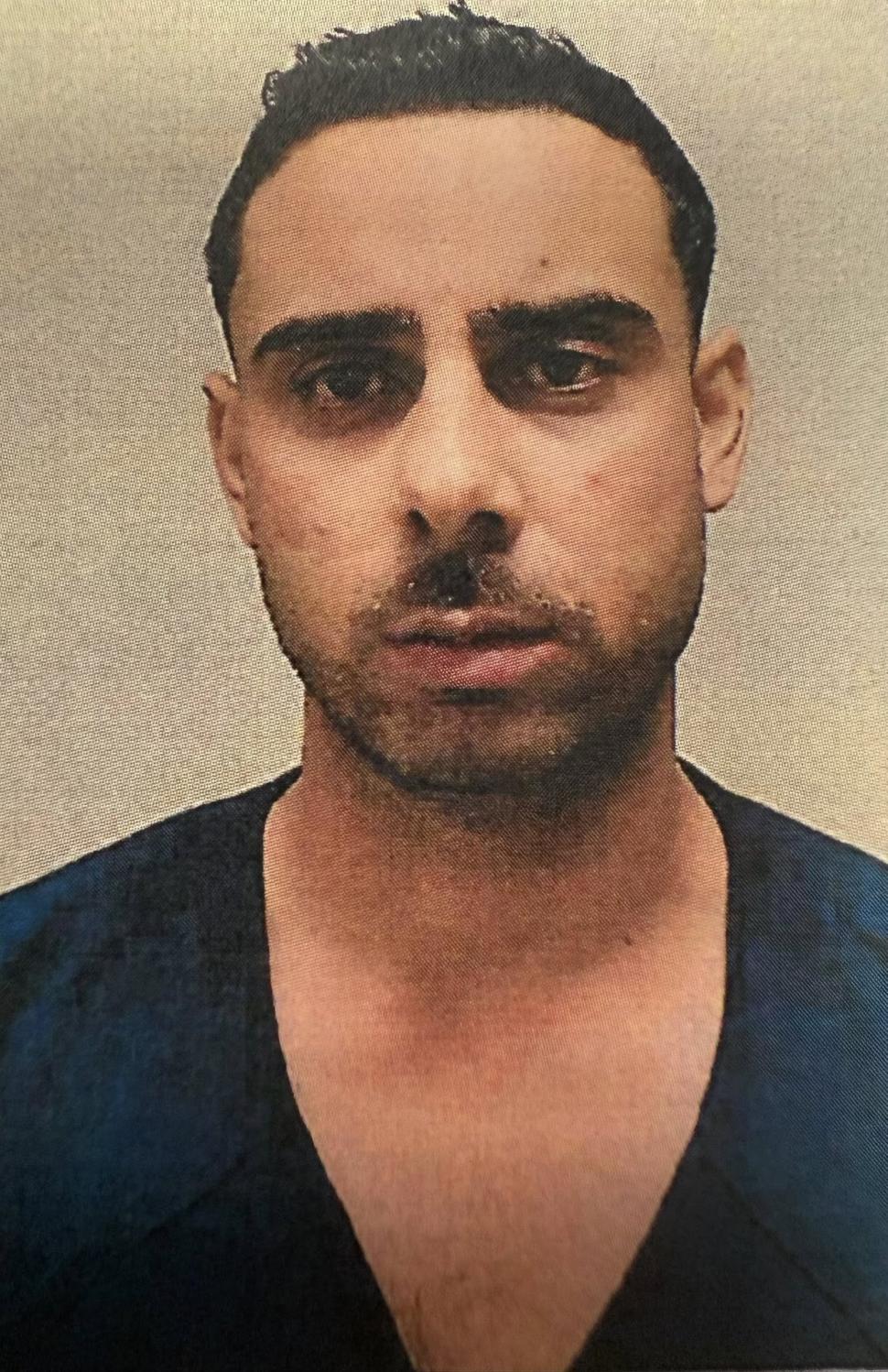 Român arestat în SUA după ce poliția a văzut la mâna fiului lui de 10 ani un Rolex de 40.000 $. Ce s-a aflat despre Marcu Rostaș  1002561