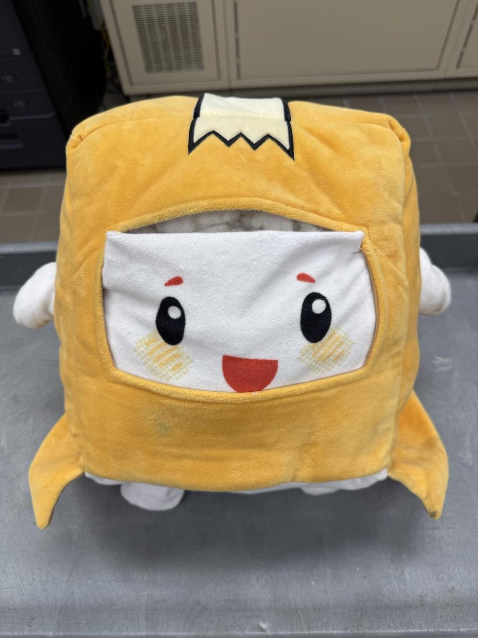 Român arestat în SUA după ce poliția a văzut la mâna fiului lui de 10 ani un Rolex de 40.000 $. Ce s-a aflat despre Marcu Rostaș  1002562