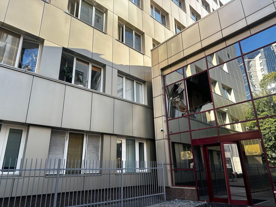 Rusia a bombardat clădirea Delegației Uniunii Europene la Kiev 1002351