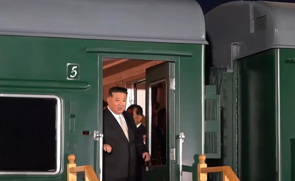Kim Jong Un a plecat în China cu un tren blindat care are 90 de vagoane. Călătoria va dura 24 de ore 1003362