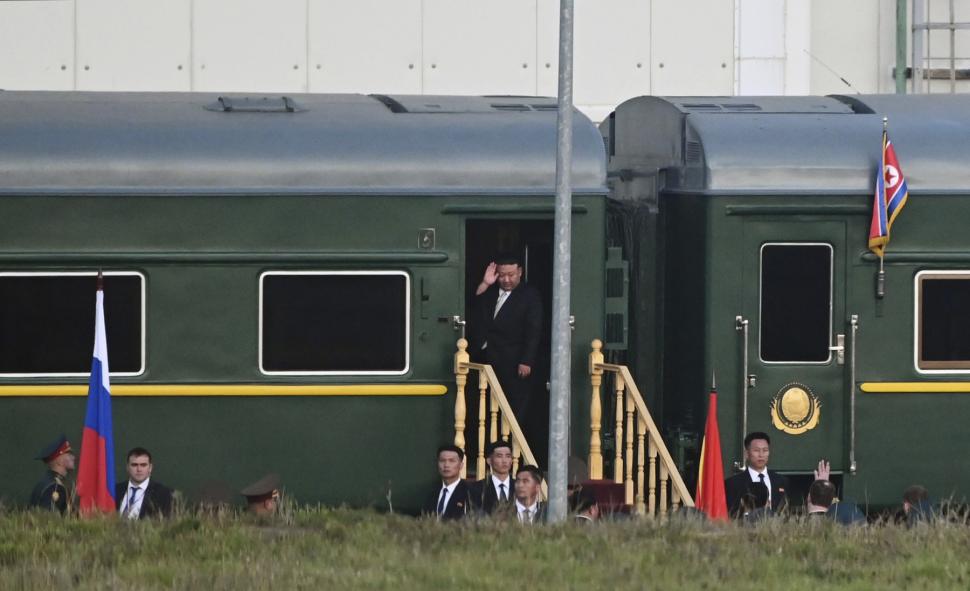 Kim Jong Un a plecat în China cu un tren blindat care are 90 de vagoane. Călătoria va dura 24 de ore 1003363