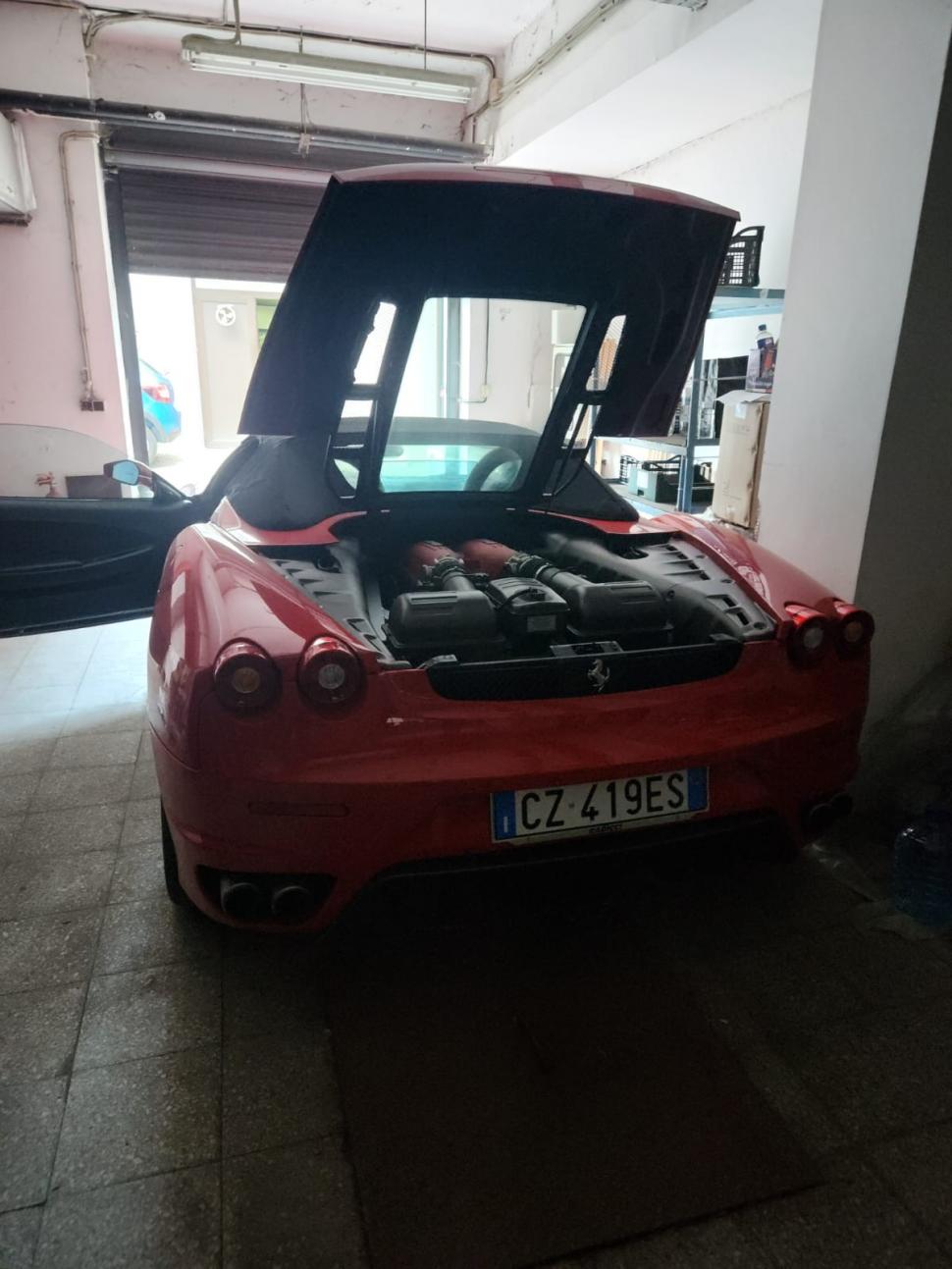 ANAF scoate la vânzare un Ferrari F430 1003716